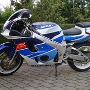 Suzuki GSX-R 750 SRAD