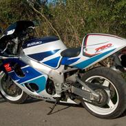 Suzuki GSX-R 750 SRAD