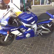 Yamaha YZF R6