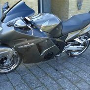 Honda cbr 1100 xx super blackbi