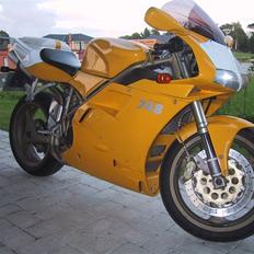 Ducati 748 Biposto