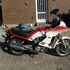 Yamaha XZ550