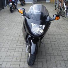 Honda cbr 1100