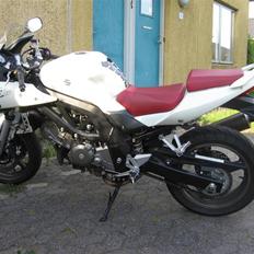 Suzuki SV 650s