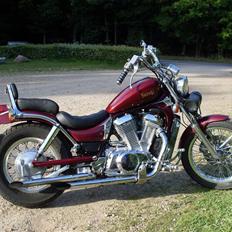 Suzuki VS 750 Intruder
