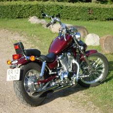 Suzuki VS 750 Intruder