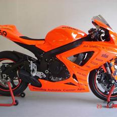 Suzuki GSXR 750 Baneged( Solgt )