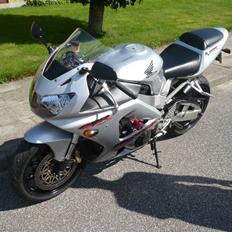 Honda cbr 929 fireblade