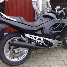 Suzuki GSX 600 F