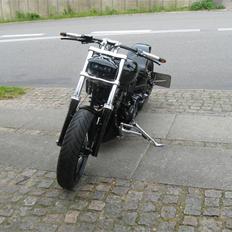 Yamaha DRAGSTAR CUSTOM "SOLGT"