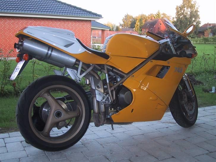 Ducati 748 Biposto billede 5