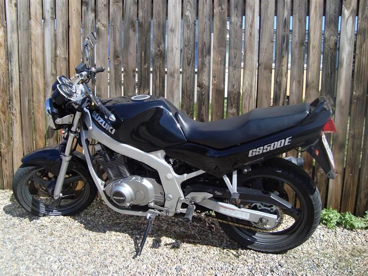 Suzuki GS 500E SOLGT billede 2