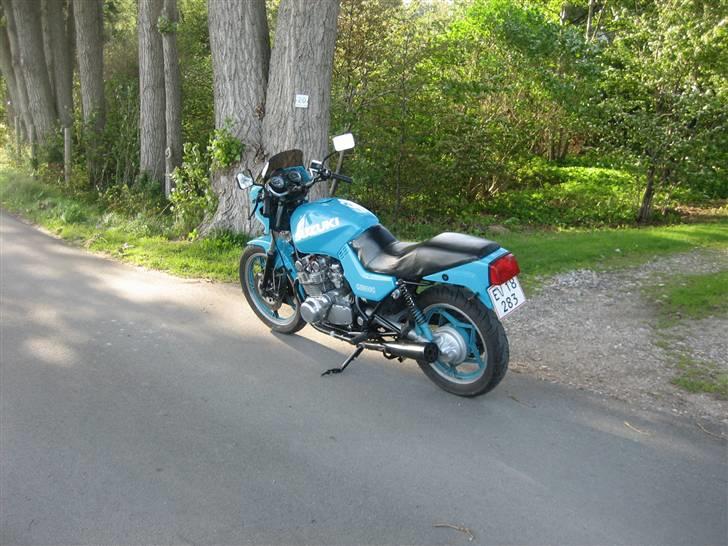 Suzuki gs 650 kantana solgt - den er sgu da flot så kan folk sige hvad de vil billede 9