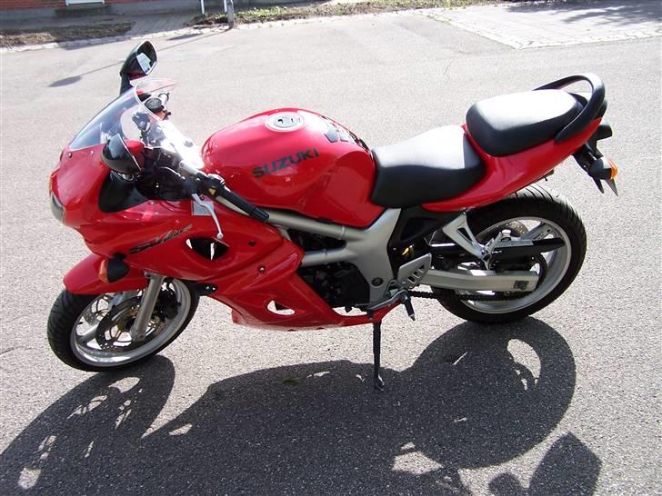 Suzuki SV650S TOTALSKADET billede 4