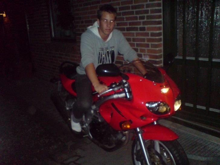 Suzuki SV650S TOTALSKADET - Før jeg fik monteret min TCP kåbe billede 5