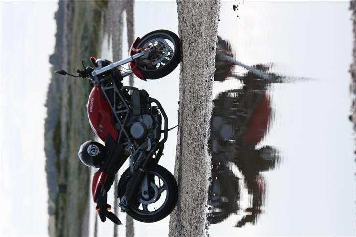 Ducati Monster 750 i.e. SOLGT billede 20