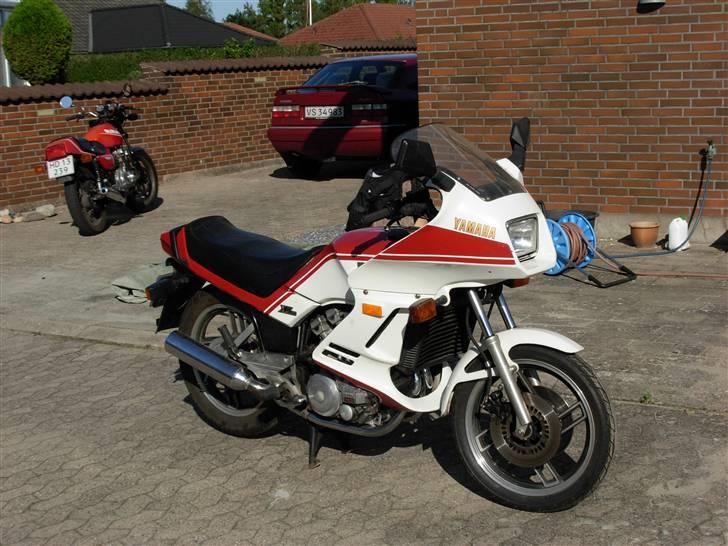 Yamaha XZ550 billede 1