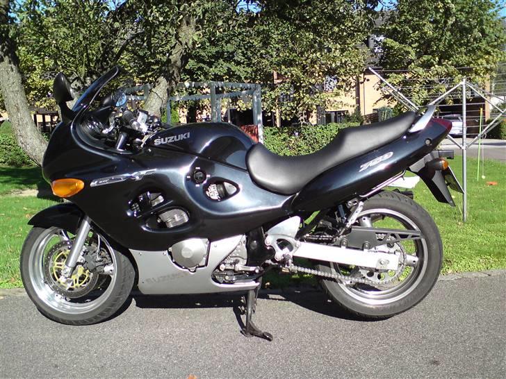 Suzuki gsx 750f  *SOLGT* billede 4