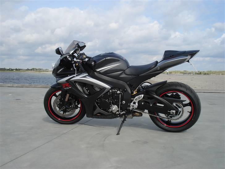 Suzuki GSX-R 750 - Sådan ser den ud idag... billede 1