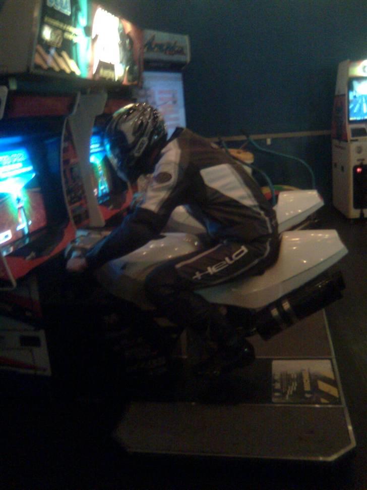 Kawasaki 250r ninja ( SOLGT) - kom ikke og sig man ikke lever sig ind i tingene:-)  billede 8