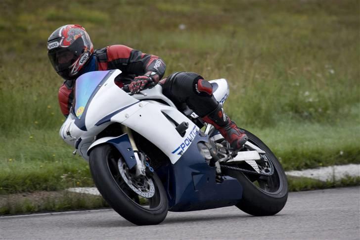 Yamaha R1 (banejern)**SOLGT** - Anderstorp, august 2008 billede 2