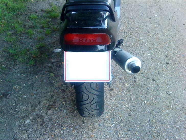 Honda CBR 1000F SC24 solgt - ny bagende hjemme gjort billede 10