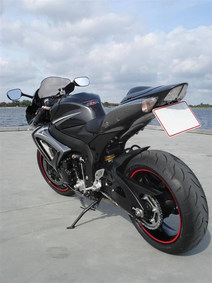 Suzuki GSX-R 750 - Go´ røv. Go´ weekend! billede 2