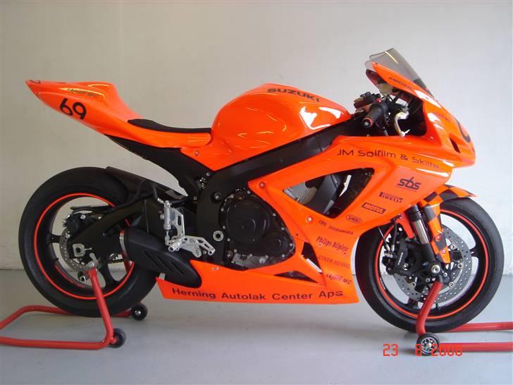 Suzuki GSXR 750 Baneged( Solgt ) billede 1