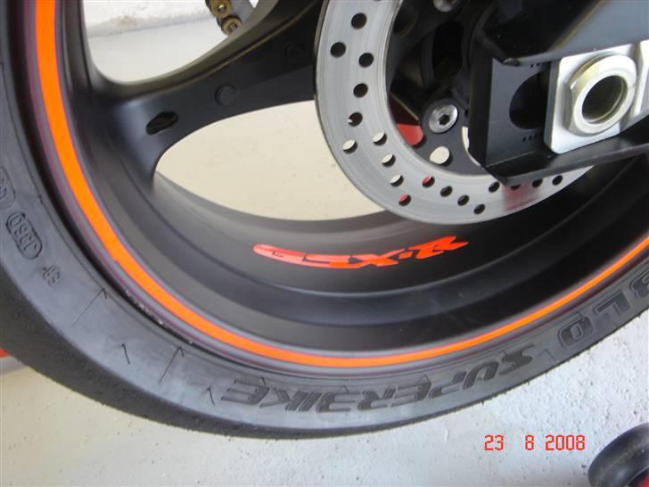 Suzuki GSXR 750 Baneged( Solgt ) billede 4