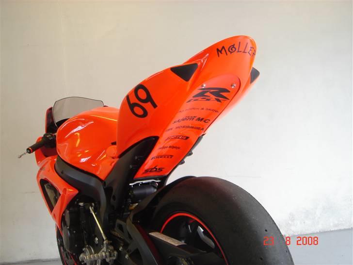 Suzuki GSXR 750 Baneged( Solgt ) billede 10