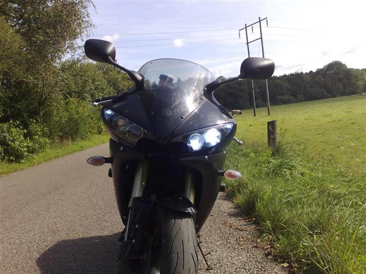 Yamaha Yzf R6 billede 2