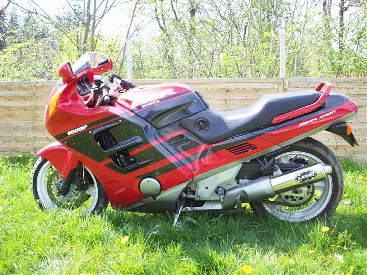 Honda Super Magna VF 700C - Ann´s 1000ér  er forøvrigt til salg hvis nogen er intereseret i en velholdt maskine, se også videoklip. billede 18
