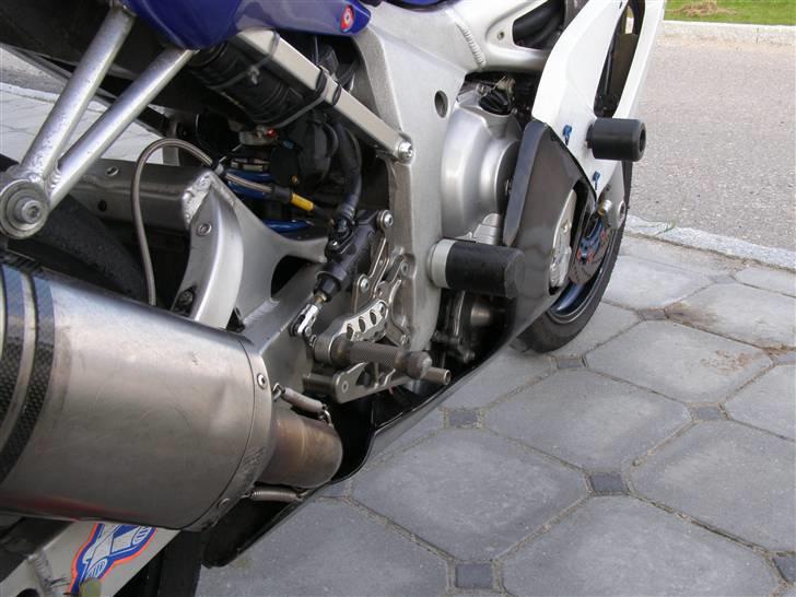 Yamaha YZF-R6 (baneged)*solgt* billede 5