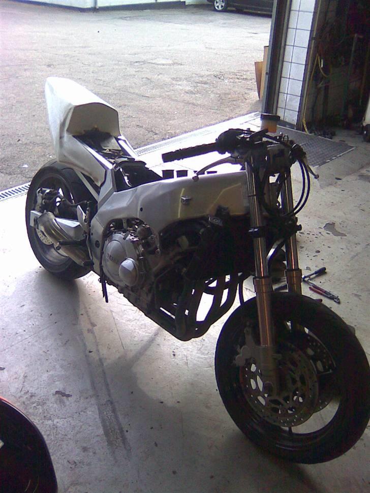 Yamaha FZR600R Streetfigther billede 9