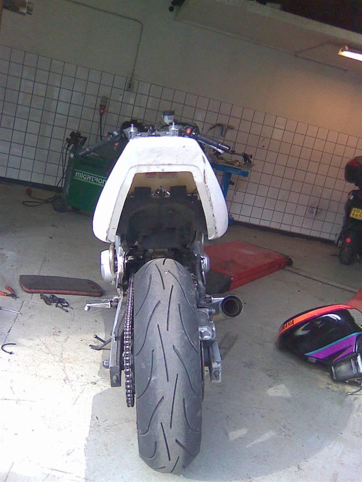 Yamaha FZR600R Streetfigther billede 10