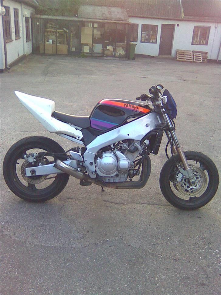 Yamaha FZR600R Streetfigther billede 14