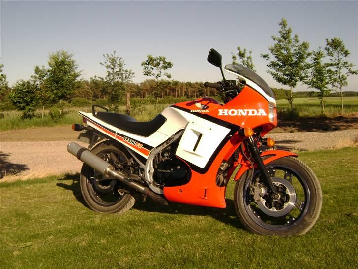 Honda VF 500 F2 billede 8