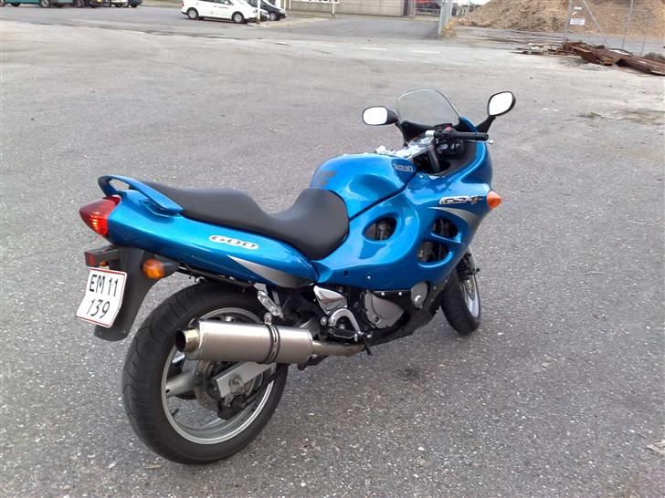 Suzuki GSX 600 F - Venon potte, det lyder ikke dårligt billede 3