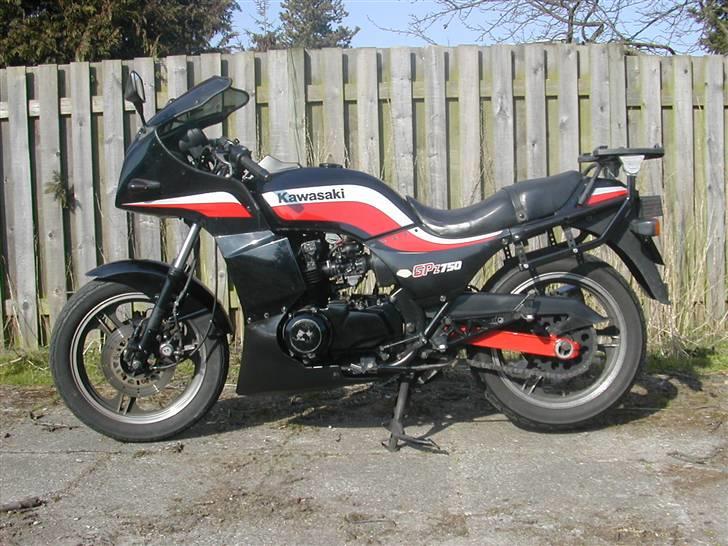 Kawasaki GPZ 750 Unitrak billede 2