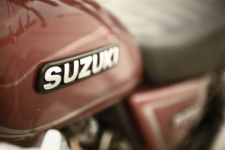 Suzuki GN 250 Solgt - Ja der er også gear indikator på den. billede 6