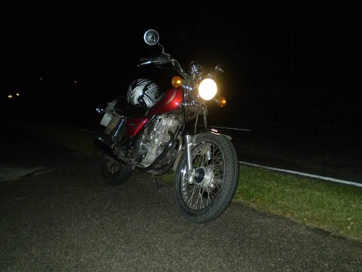 Suzuki GN 250 Solgt - Et nat billede billede 14