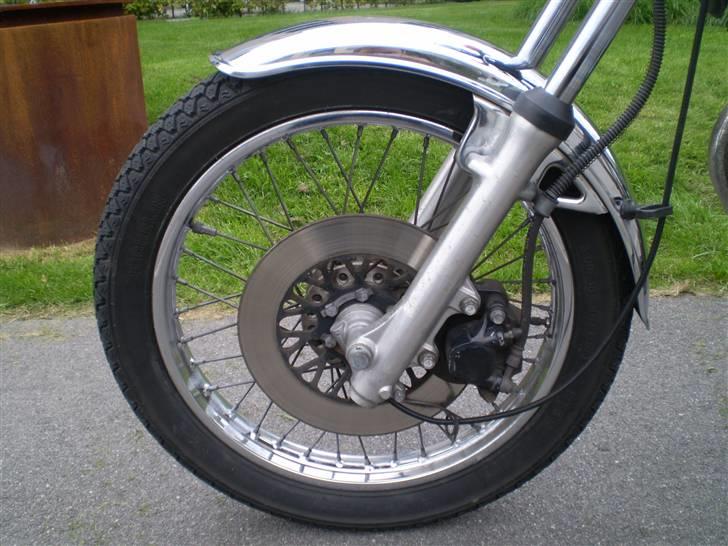 Suzuki GN 250 Solgt - Skive bremsen foran billede 18