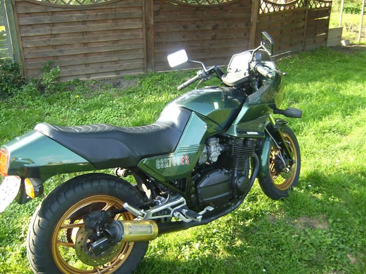 Suzuki gsx750 es billede 11