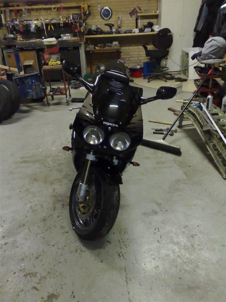 Honda CBR 900 RR SOLGT billede 5