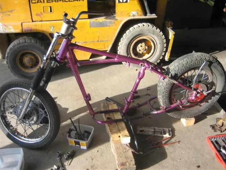 Triumph t100 PAINKILLER - her er det sidste billede før MAMBA blev helt død billede 5