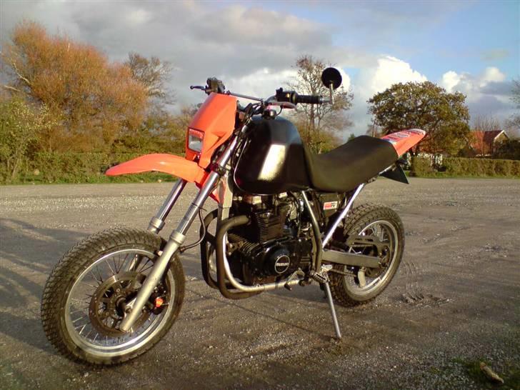 Suzuki DR 650 supermotar  billede 1