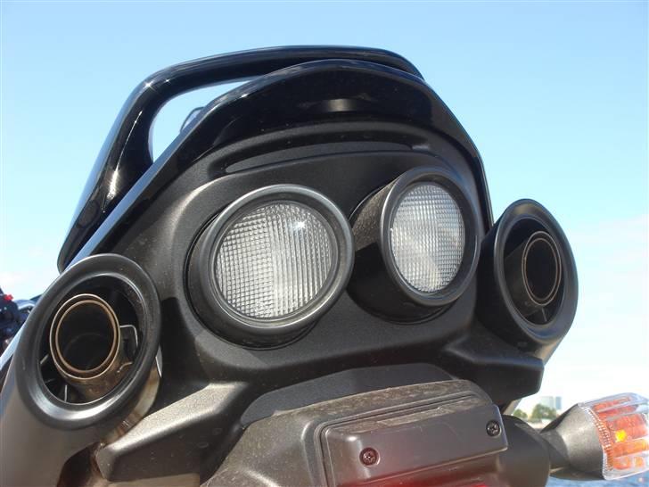 Suzuki GSR 600 (SOLGT) billede 4