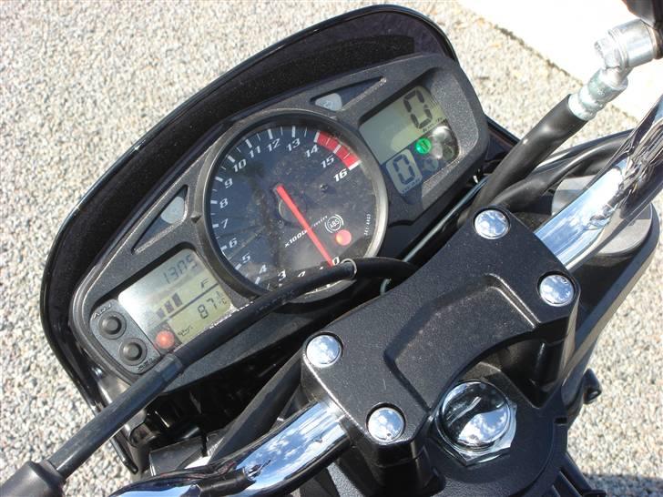 Suzuki GSR 600 (SOLGT) billede 5