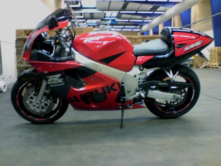 Suzuki gsx-r 600 - Solgt billede 9