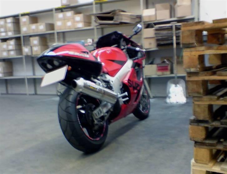 Suzuki gsx-r 600 - Solgt billede 10